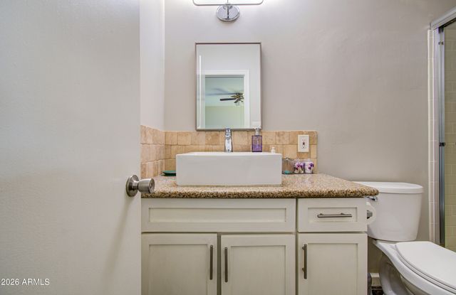 2077 W HIDALGO Avenue, Phoenix, AZ 85041