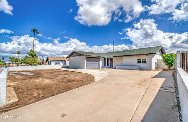 2077 W HIDALGO Avenue, Phoenix, AZ 85041