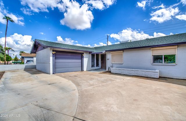 2077 W HIDALGO Avenue, Phoenix, AZ 85041