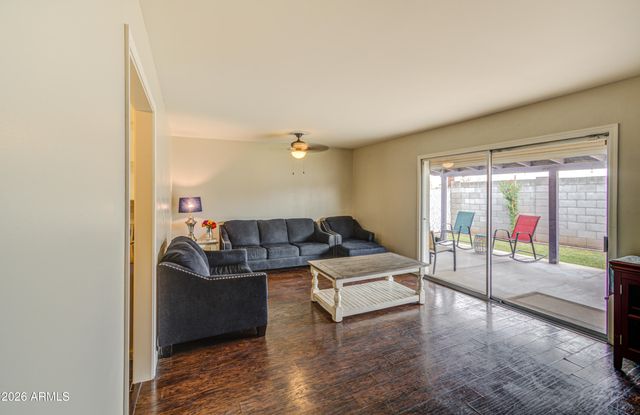 2077 W HIDALGO Avenue, Phoenix, AZ 85041