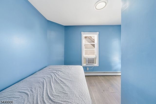 82 Pequannock St, Dover Town, NJ 07801