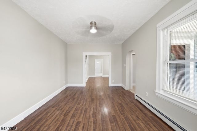 82 Pequannock St, Dover Town, NJ 07801