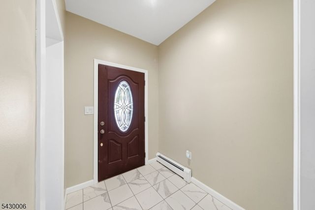 82 Pequannock St, Dover Town, NJ 07801