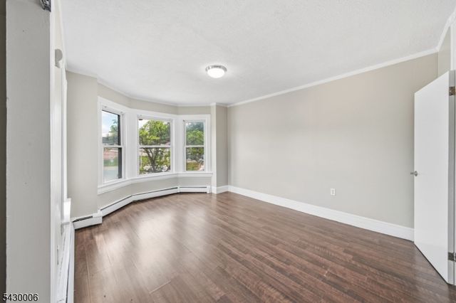 82 Pequannock St, Dover Town, NJ 07801