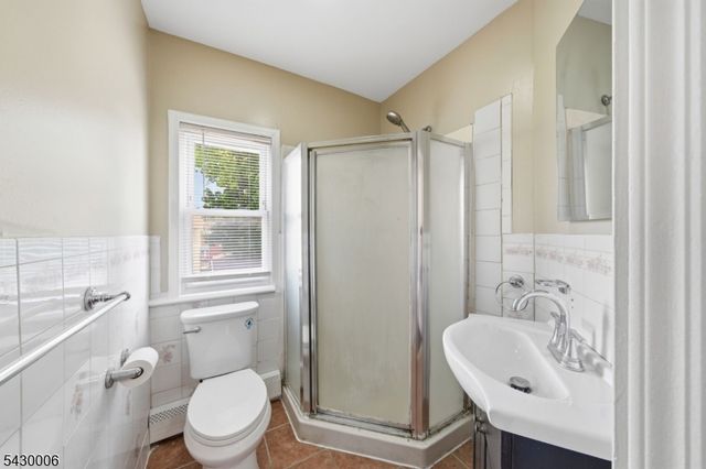 82 Pequannock St, Dover Town, NJ 07801