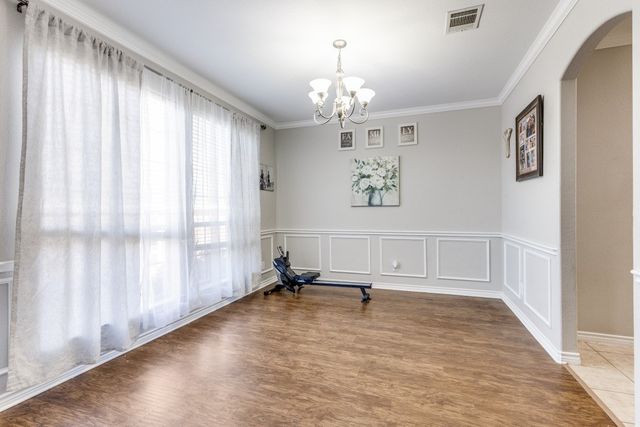 1121 Hidden Glen Court, Burleson, TX 76028