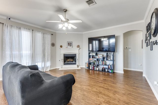 1121 Hidden Glen Court, Burleson, TX 76028