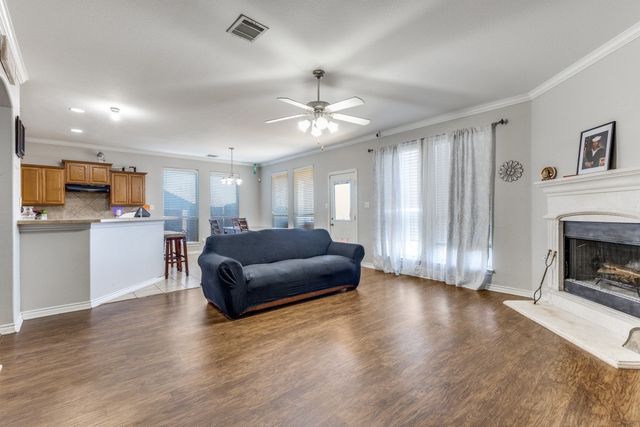 1121 Hidden Glen Court, Burleson, TX 76028