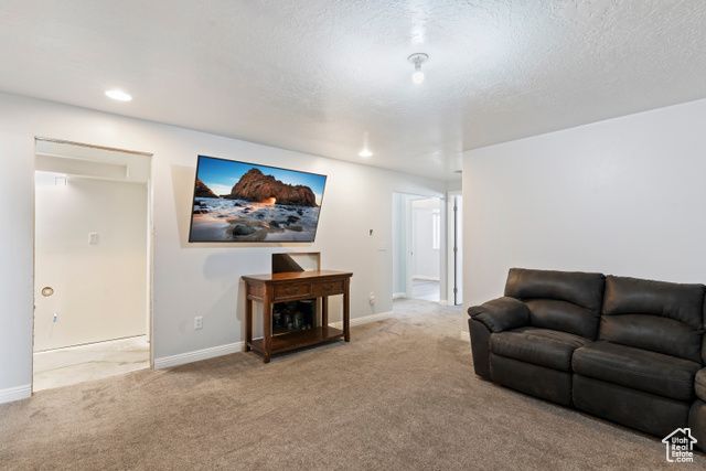 4164 W 5950 S, Roy, UT 84067