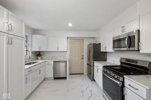 6609 Beech Drive, Indianapolis, IN 46214
