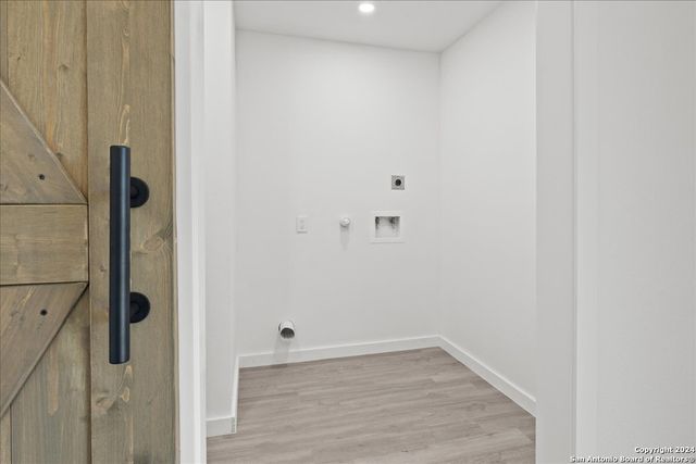 317 E Wright Blvd, Universal City, TX 78148
