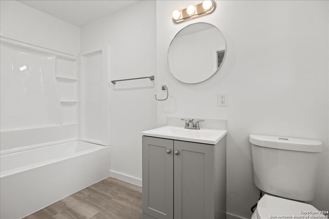 317 E Wright Blvd, Universal City, TX 78148