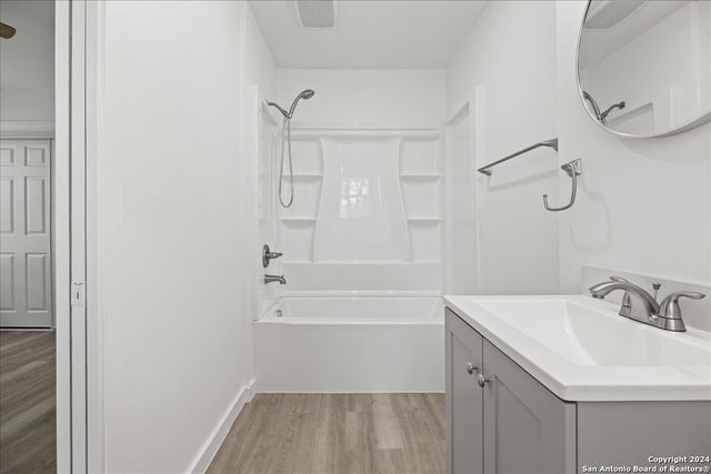 317 E Wright Blvd, Universal City, TX 78148