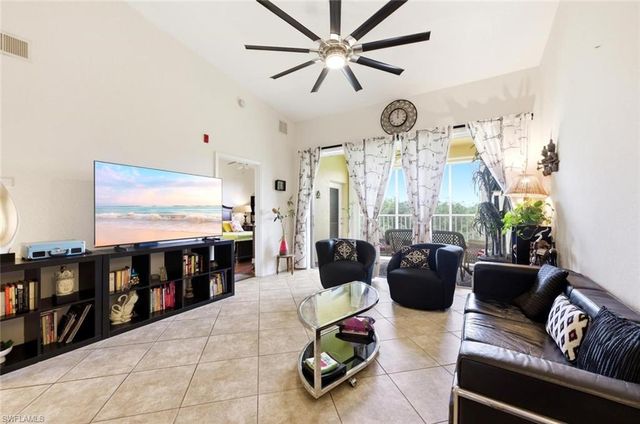 6828 Sterling Greens PL 4405, Naples, FL 34104