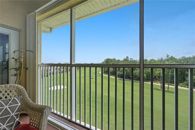 6828 Sterling Greens PL 4405, Naples, FL 34104