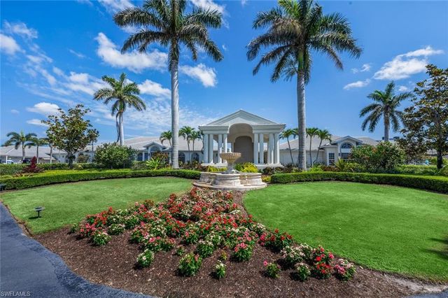 6828 Sterling Greens PL 4405, Naples, FL 34104