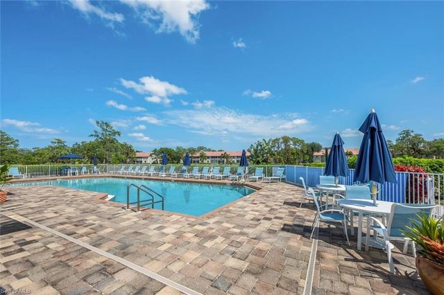 6828 Sterling Greens PL 4405, Naples, FL 34104