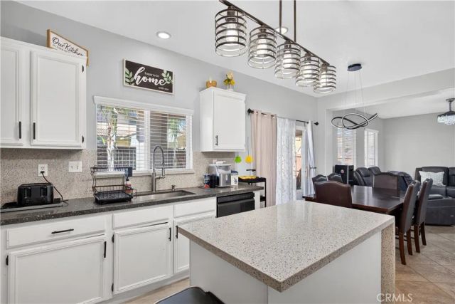 1441 Albillo Loop, Perris, CA 92571