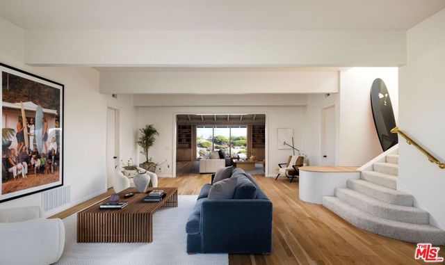4217 Avenue Del Mar, Carpinteria, CA 93013