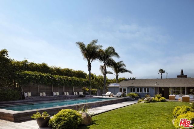4217 Avenue Del Mar, Carpinteria, CA 93013