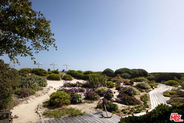 4217 Avenue Del Mar, Carpinteria, CA 93013