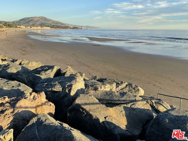 4217 Avenue Del Mar, Carpinteria, CA 93013