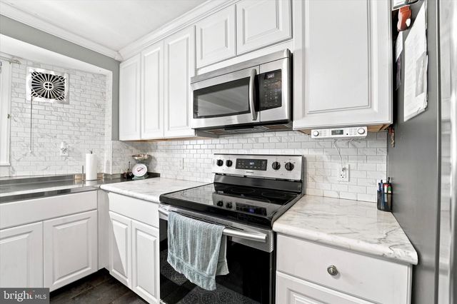3021 WINCHESTER AVE, Philadelphia, PA 19136
