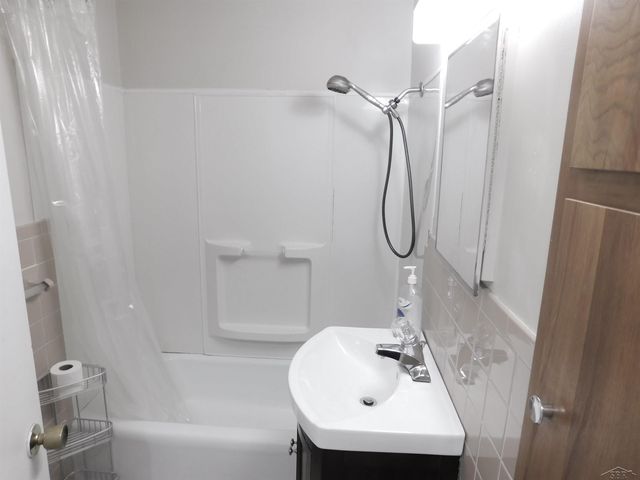 923 Fraser Street, Bay City, MI 48708