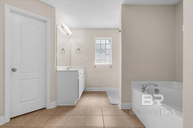 1071 Tampa Avenue, Foley, AL 36535