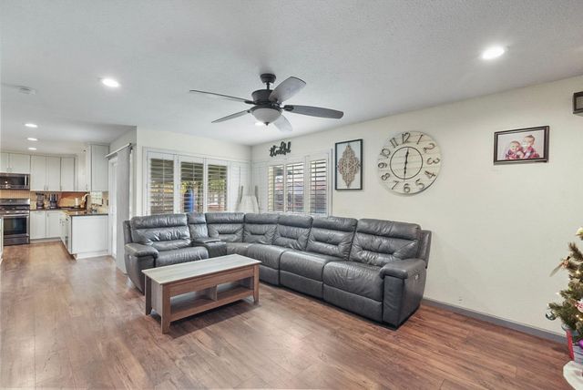 3360 Stanley Ave, Turlock, CA 95382