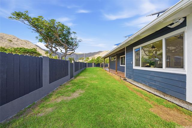 7203 Opaekaa Street, Honolulu, HI 96825