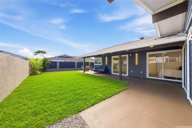 7203 Opaekaa Street, Honolulu, HI 96825