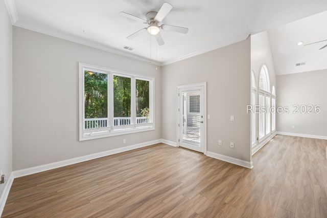 11 Forest Dr, Hilton Head Island, SC 29928