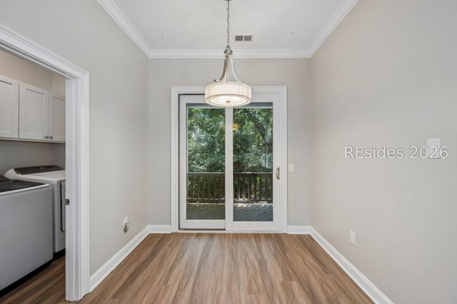 11 Forest Dr, Hilton Head Island, SC 29928