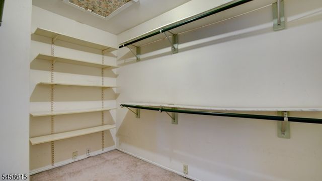 8 Forden Ct, Sayreville Boro, NJ 08872