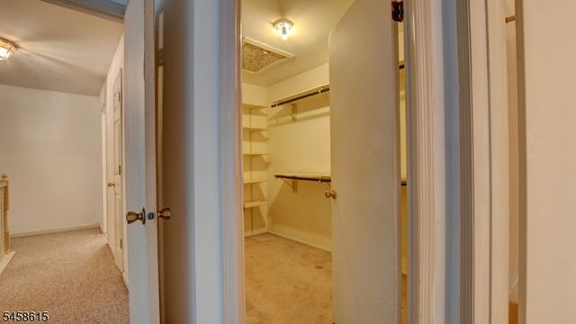 8 Forden Ct, Sayreville Boro, NJ 08872