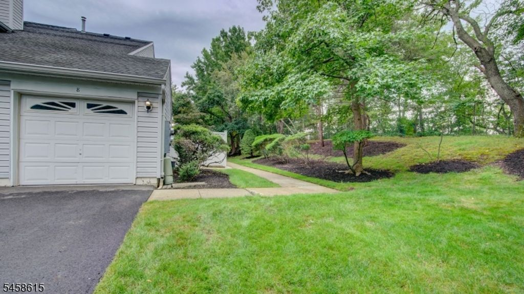 8 Forden Ct, Sayreville Boro, NJ 08872 — photo 2