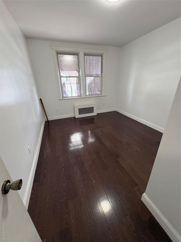 1826 Mulford Avenue 2, Bronx, NY 10461