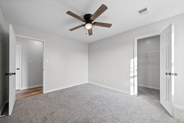 1015 Shadow Ridge Ave, Oak Grove, KY 42262