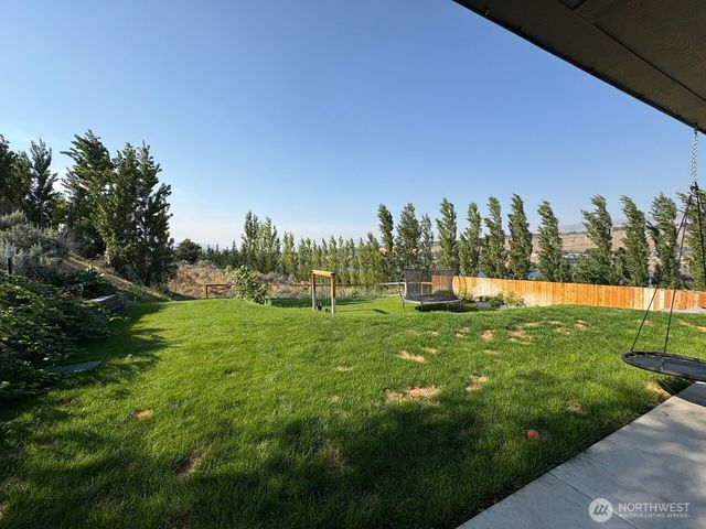 3030 Riverview Lane, Malaga, WA 98828
