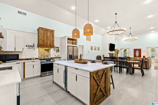 10936 BEAR CREEK ROAD, Sterrett, AL 35147