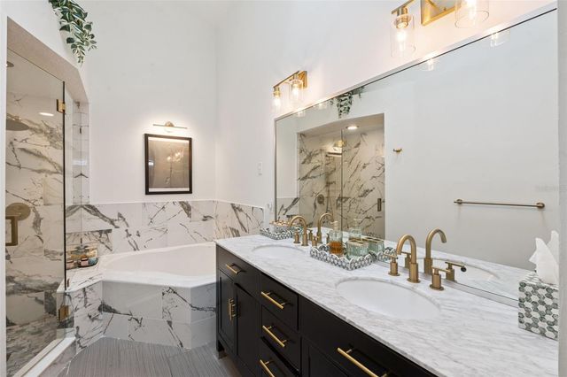 7040 SOMERTON BOULEVARD 52, Orlando, FL 32819