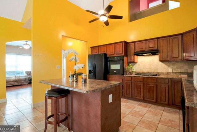 4050 Old Fairburn Road, Atlanta, GA 30349