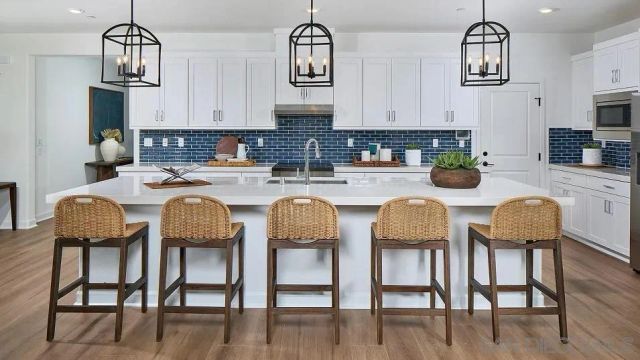 133 Mellano Way, Oceanside, CA 92057