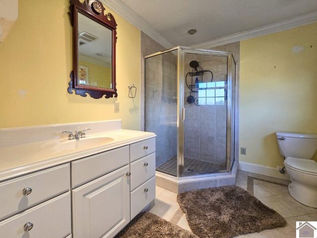 12175 Woodville Rd, Kevil, KY 48053