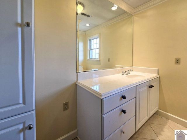 12175 Woodville Rd, Kevil, KY 48053