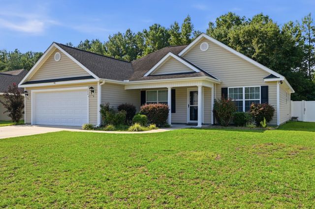226 Blue Jacket Dr., Aynor, SC 29544