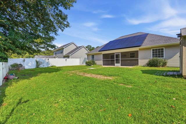 226 Blue Jacket Dr., Aynor, SC 29544