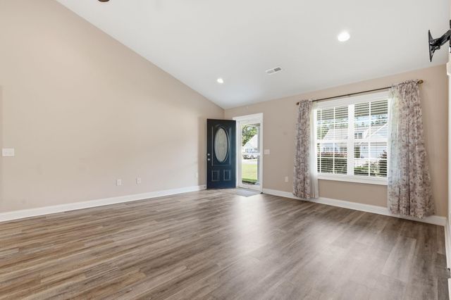 226 Blue Jacket Dr., Aynor, SC 29544