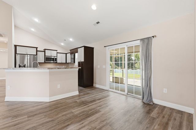 226 Blue Jacket Dr., Aynor, SC 29544
